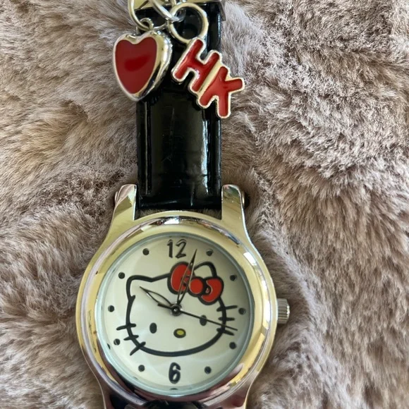 Hello kitty watch🎀 - Picture 1 of 10